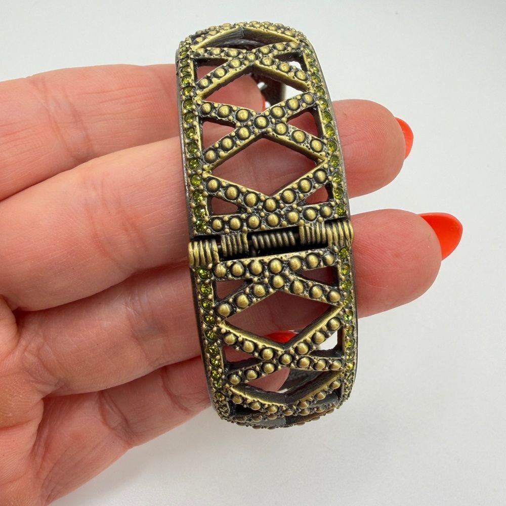 HeidiāDaus "Peekaboo" Watch hinged bracelet, crystal & bronze toned gold metal! - Picture 6 of 16
